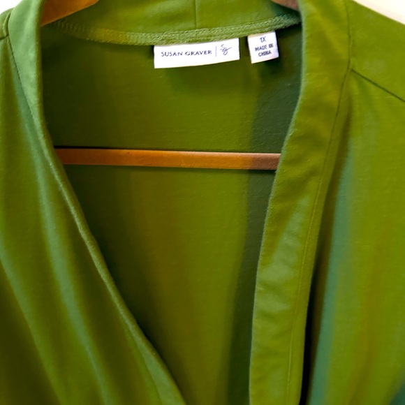 Susan Graver 1X Avocado Green Shrug - Picture 5 of 6